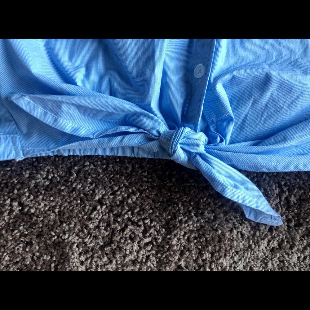 🌿SOLD-Jones NY Blue Striped Top - Picture 4 of 6